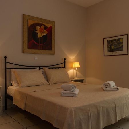 Kamari Blue Apartments Kalamata Bagian luar foto