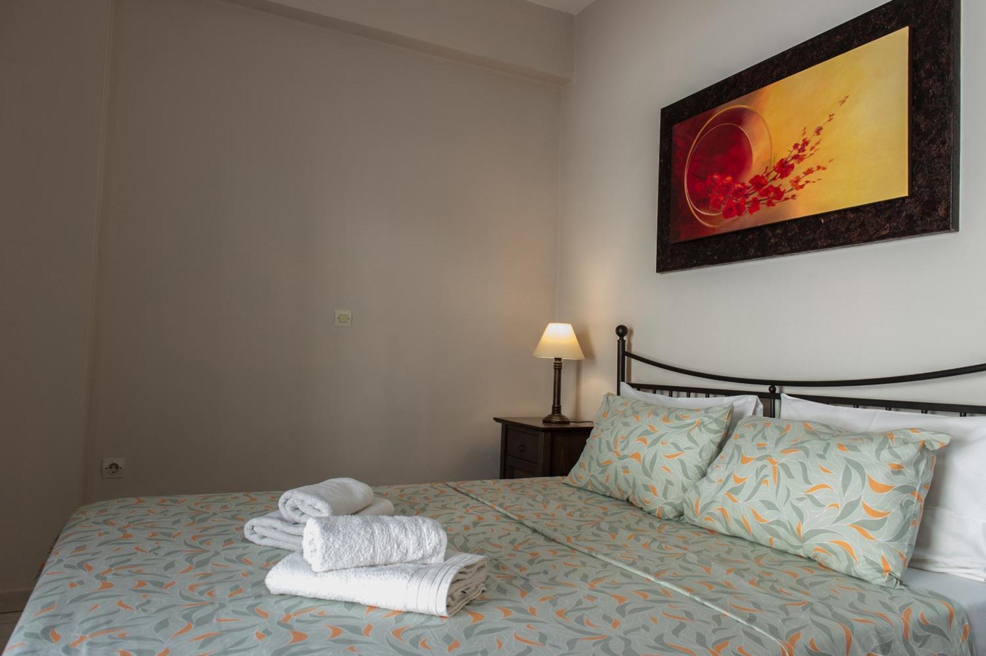 Kamari Blue Apartments Kalamata Bagian luar foto